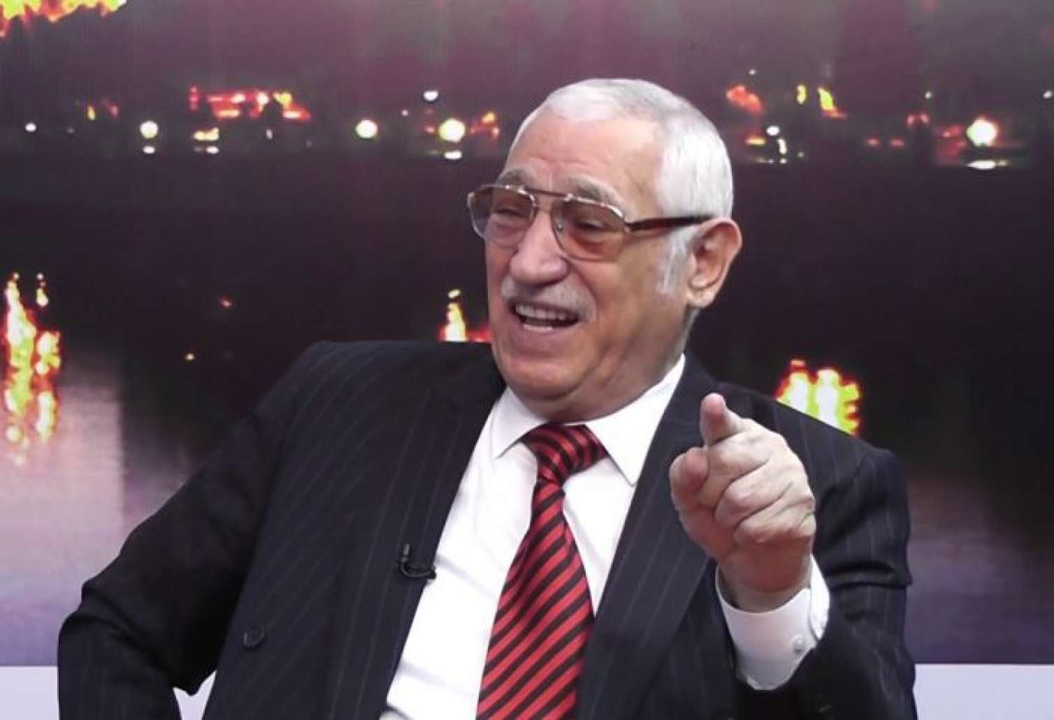 “Nazirə dedim ki, özünü bu məddahlardan qoru...” - Şeyx Əbdül 