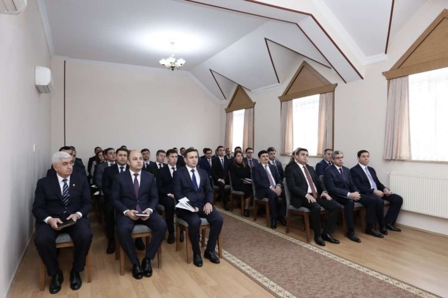 Naxçıvanda bu sahələrdə görülən işlər barədə müzakirə olunub -  FOTOLAR