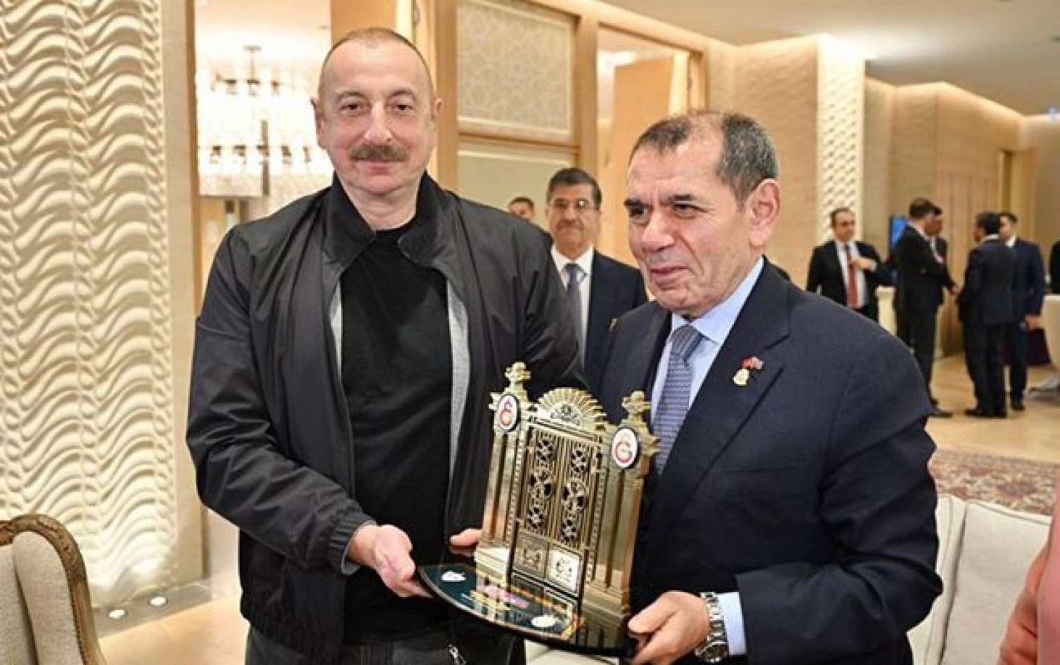 “Qalatasaray”ın Prezidenti Azərbaycana təşəkkür etdi -  FOTO