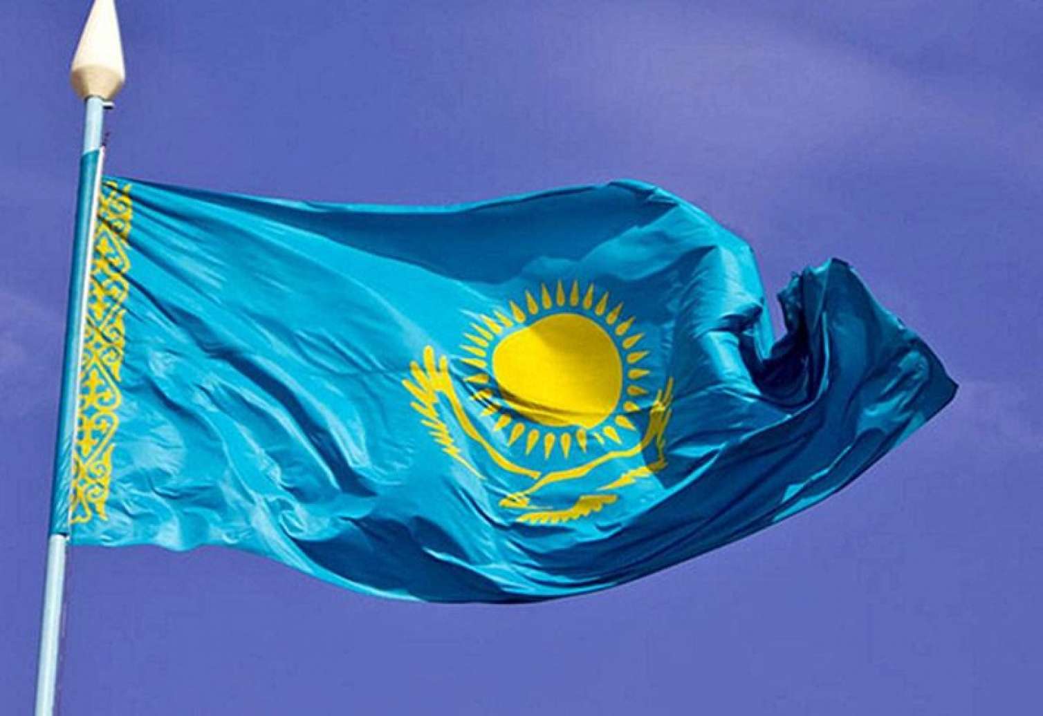 Qazaxıstan hökuməti istefaya göndərildi 