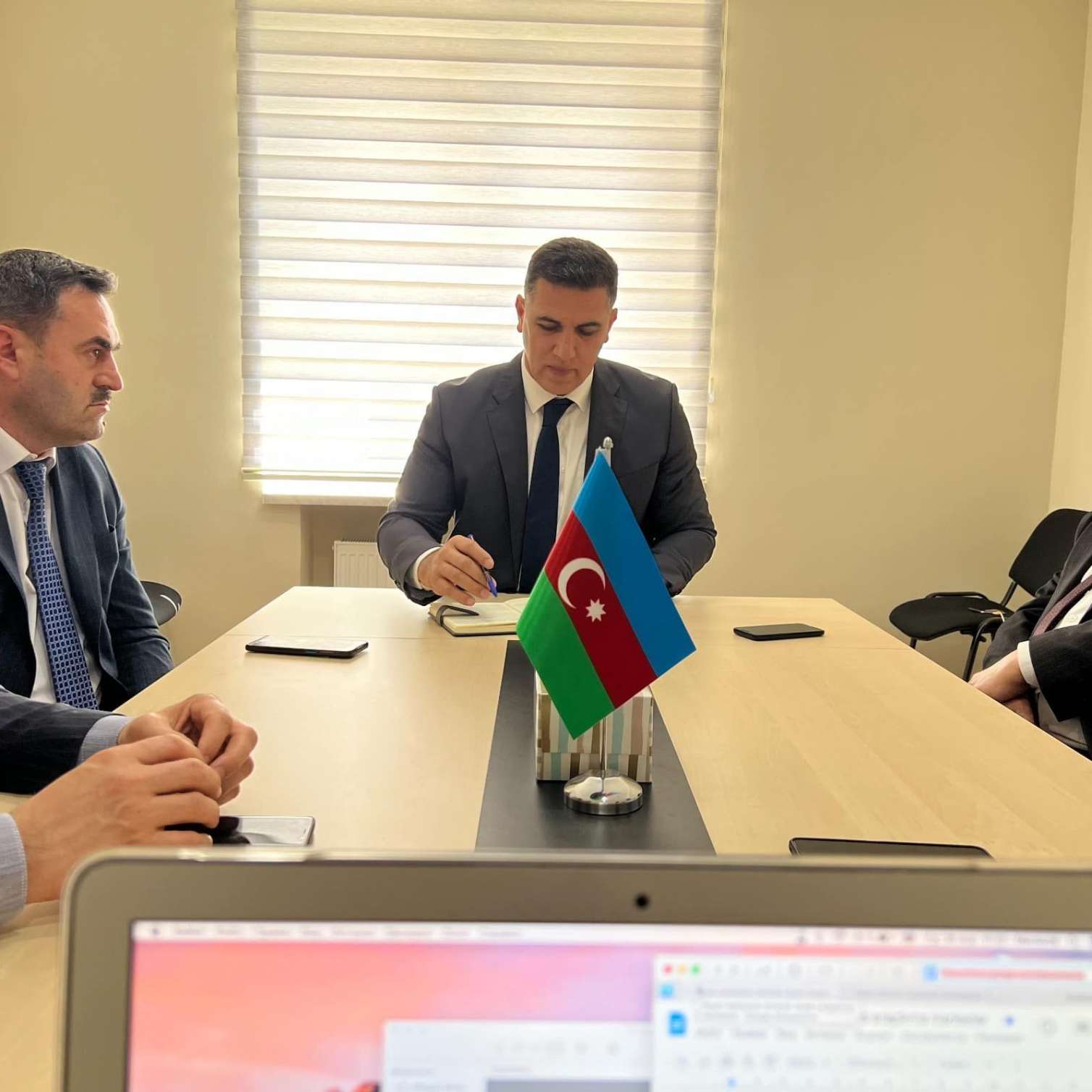 "Yeni xətt" siyasi tədqiqatlar mərkəzi yaradıldı  -  FOTO