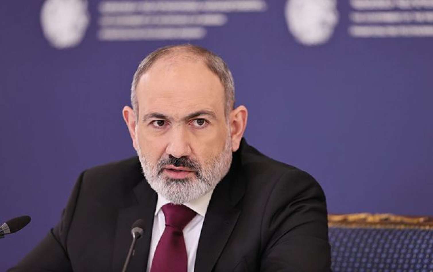 On gündür ki, qoşunlar sərhəddədir - Paşinyan 