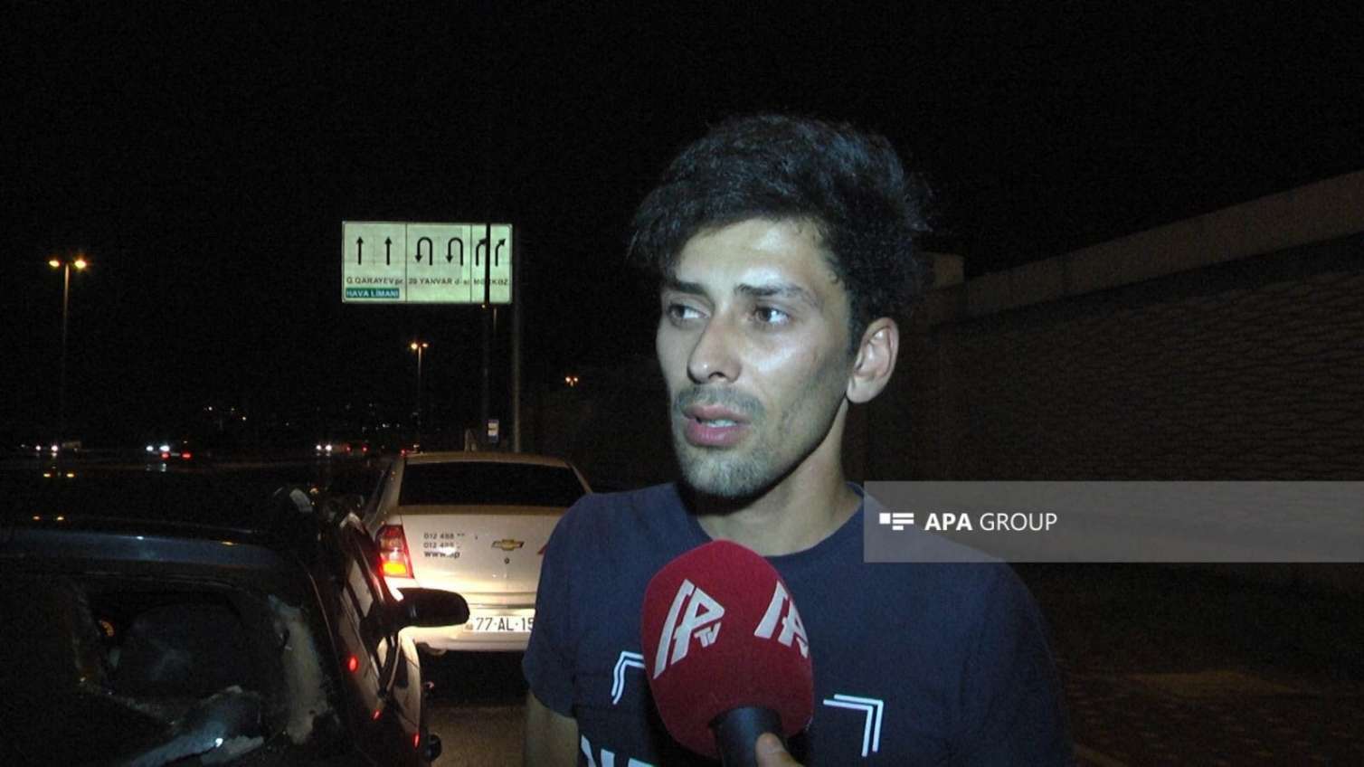 Bakıda insident: Translar taksini daşladılar -  VİDEO