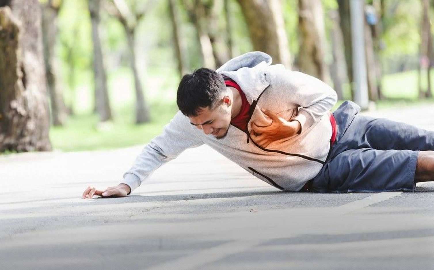 Dayanacaqda infarkt keçirdi 