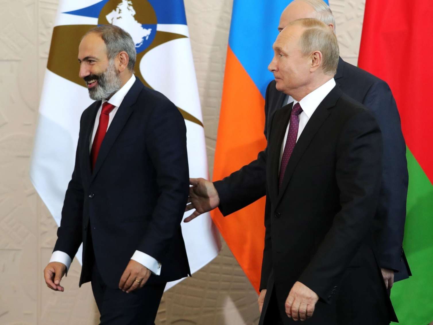 Rusiyadan Azərbaycana qarşı yeni OYUN: Paşinyan devrilir, BAKI YENİ MÜHARİBƏYƏ SÜRÜKLƏNİR... 