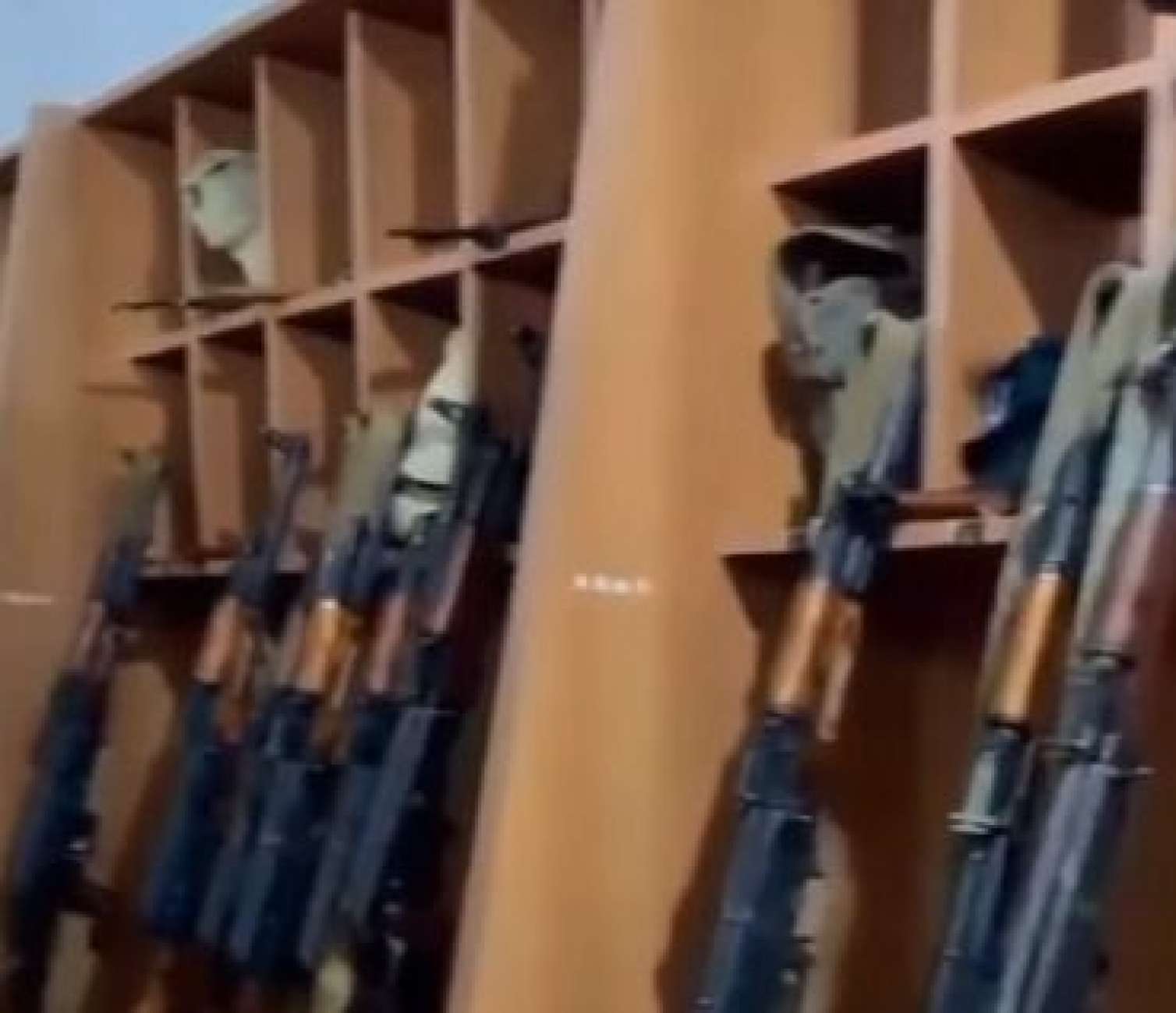 Xankəndidə erməni "polis"lərinin silahları müsadirə edildi -  VİDEO