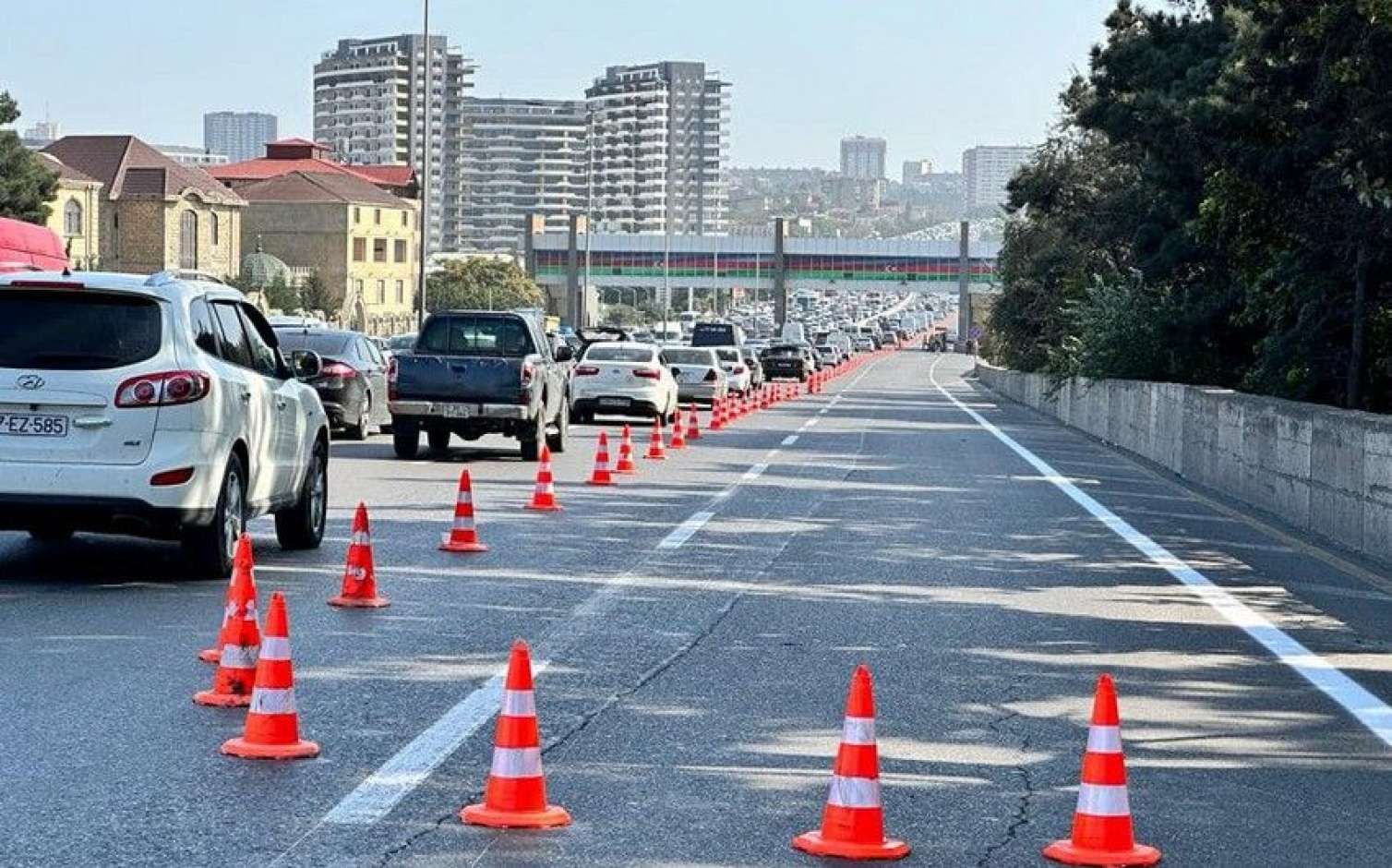 Bakının bu küçəsində hərəkət zolağının sayı artırılır - Yeni layihə 