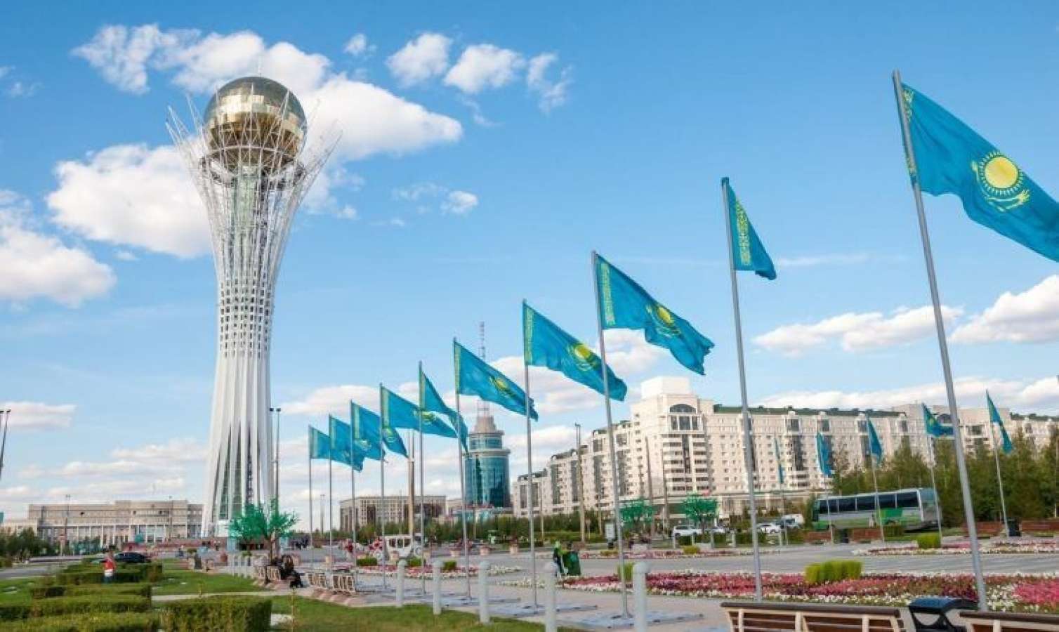 Qazaxıstan Rusiyadan üz döndərir: Bu ölkə ilə 70 müqavilə İMZALADI 