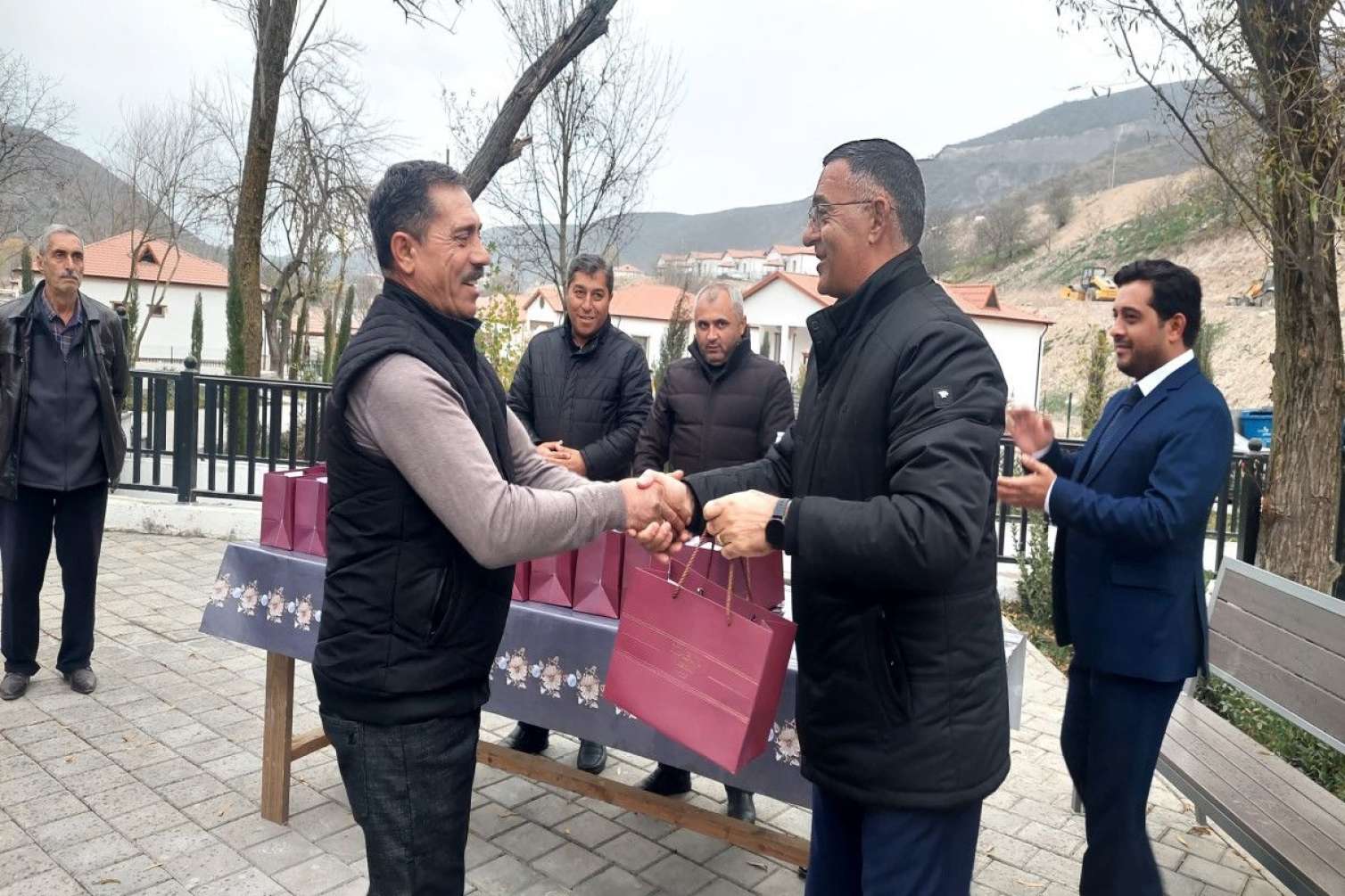 Zabuxa köçürülən ailələrə mənzillərinin açarları təqdim edildi - FOTO  