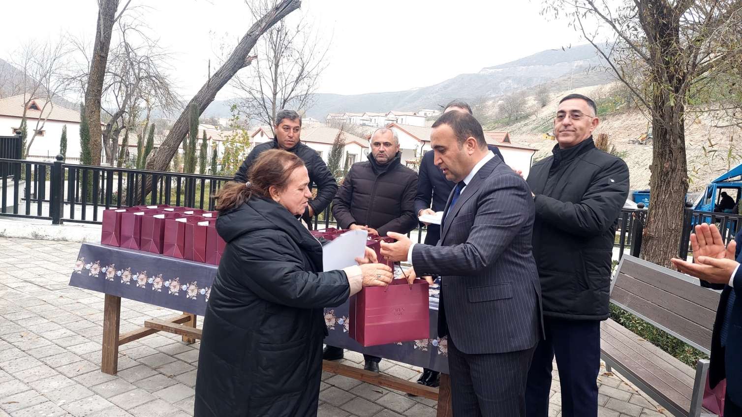 Zabuxa köçürülən ailələrə mənzillərinin açarları təqdim edildi - FOTO  