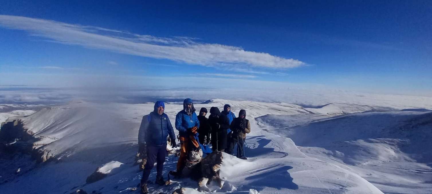 Millət vəkilləri “Heydər zirvəsi”ndə -  FOTO-VİDEO