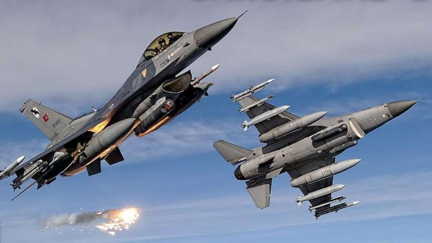 Ukrayna ilk dəfə "F-16"lardan istifadəyə başladı 