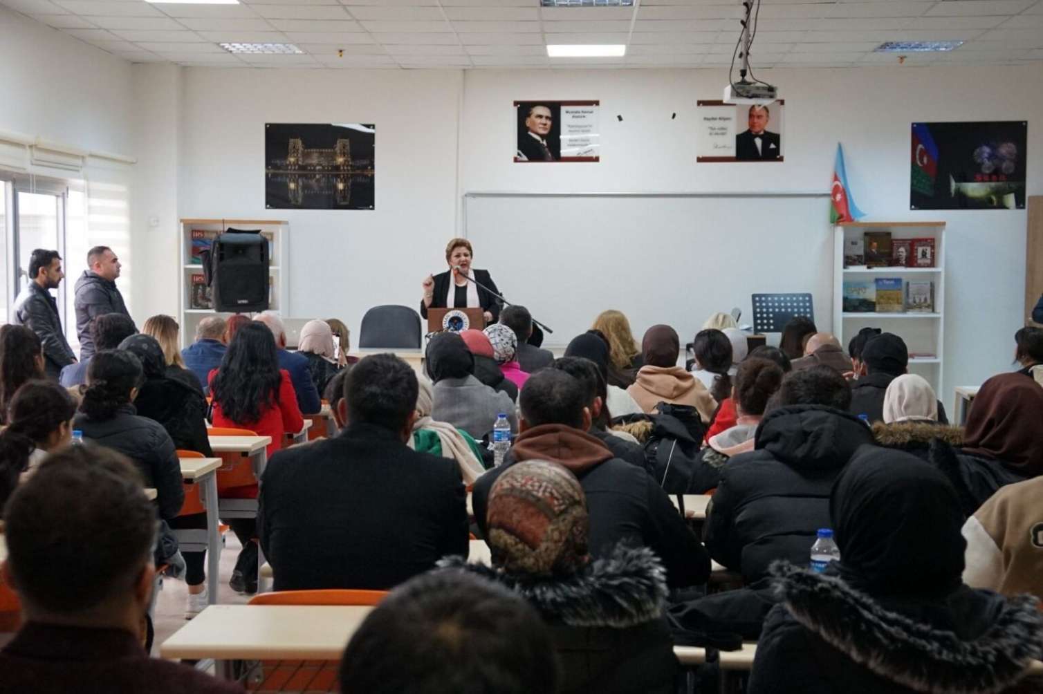 Batman Universitetində Tənzilə Rüstəmxanlı ilə görüş keçirildi – FOTO 