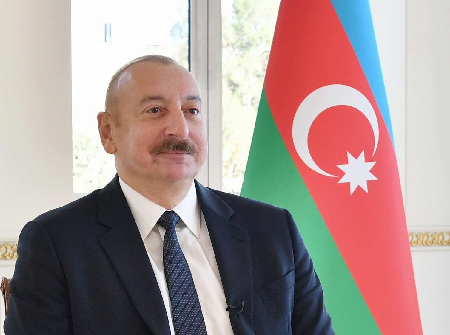 Prezident bir qrup vəkili “Tərəqqi” medalı ilə təltif etdi - SİYAHI 