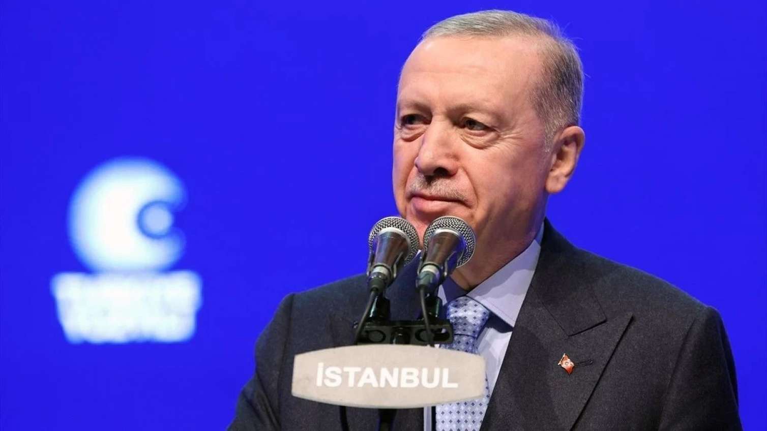 Ərdoğan: Ölkəmizi küçə terroruna təslim edə bilmərik  