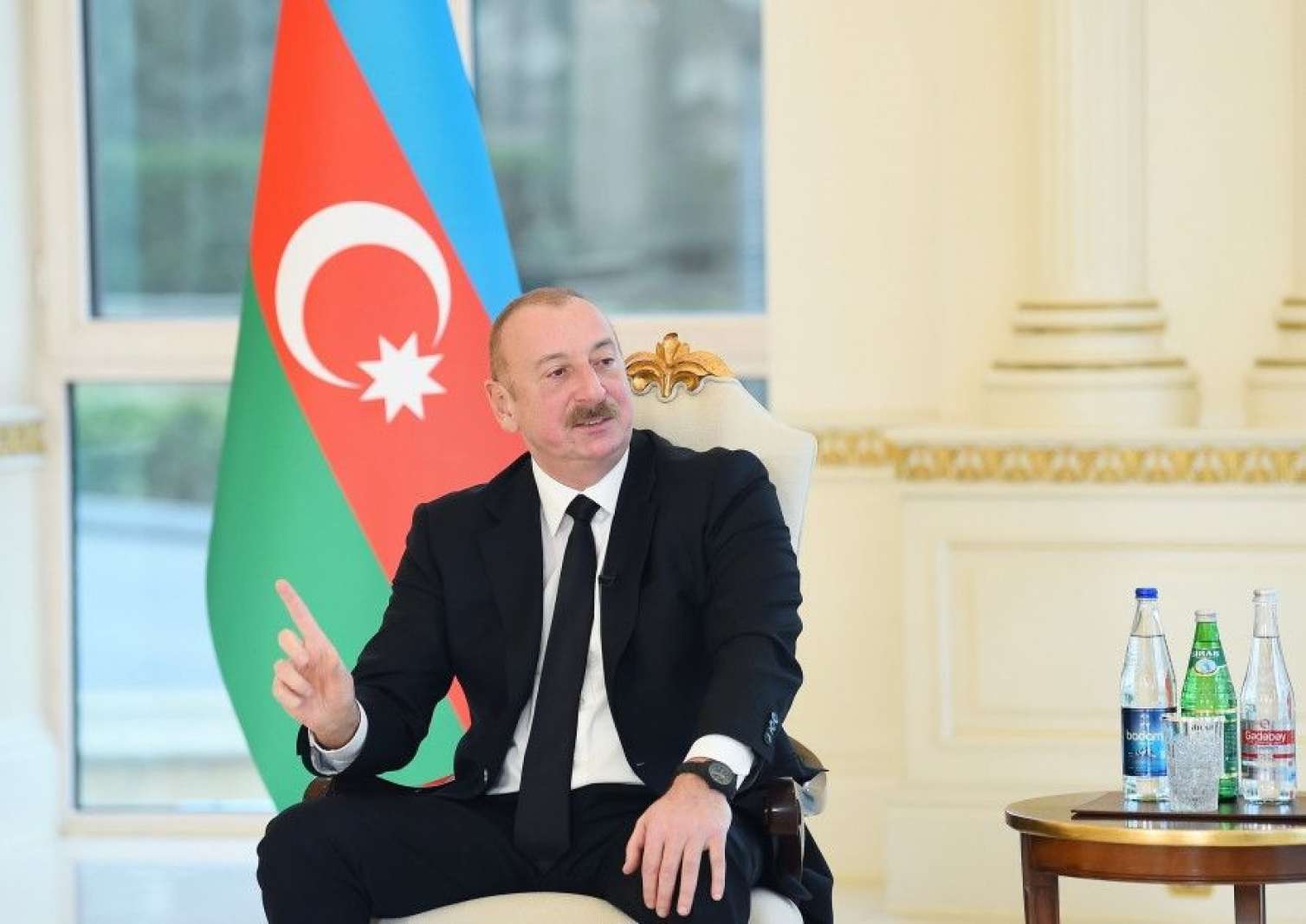 Əliyev “işğalla barışmayın” dedi, onu Tiflisə göndərdi – Nə baş verir? 
