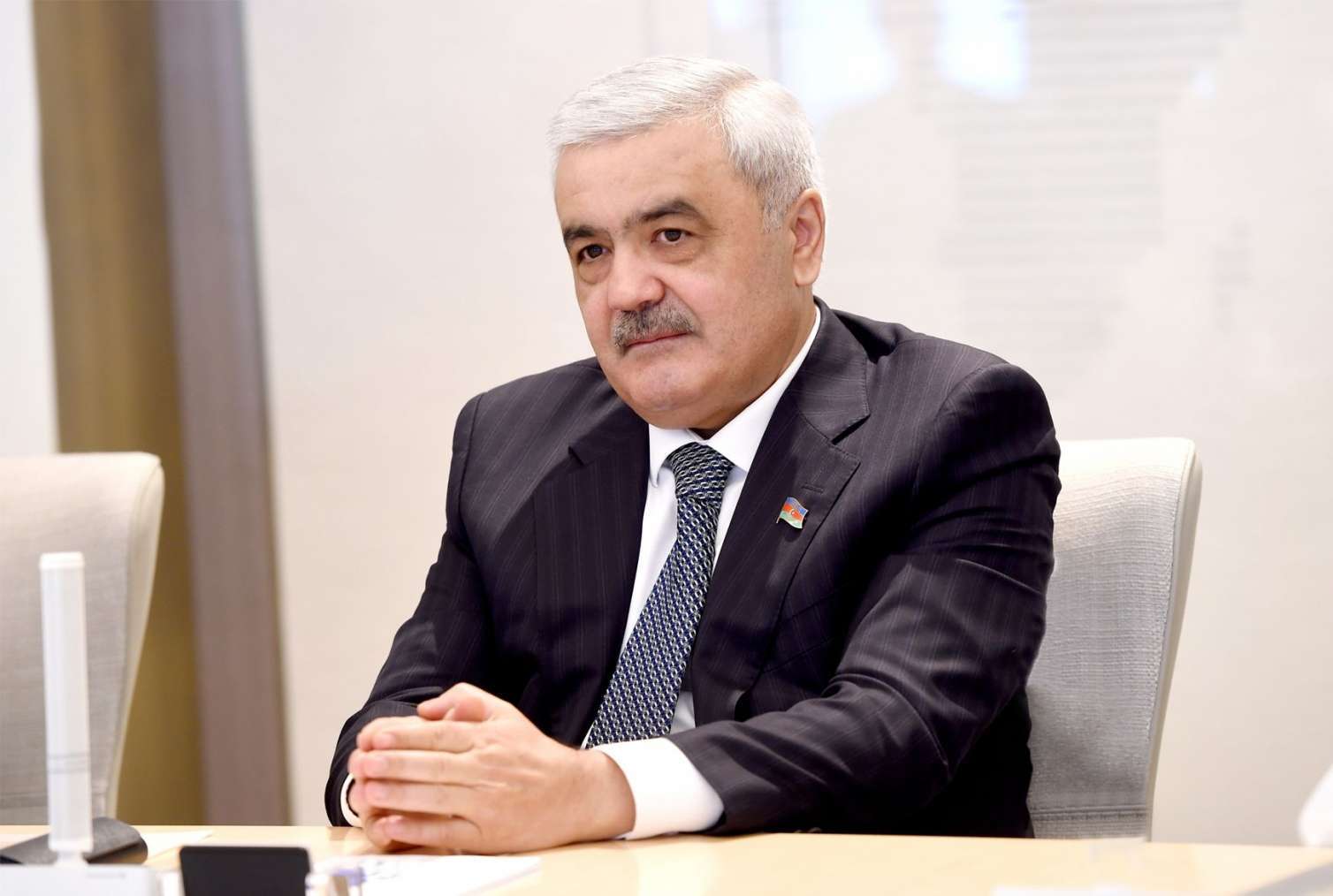 Rövnəq Abdullayevə AĞIR İTKİ 