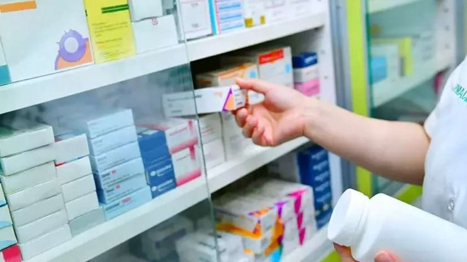 Antibiotik preparatları reseptsiz satanları hansı cəza gözləyir? - VİDEO 