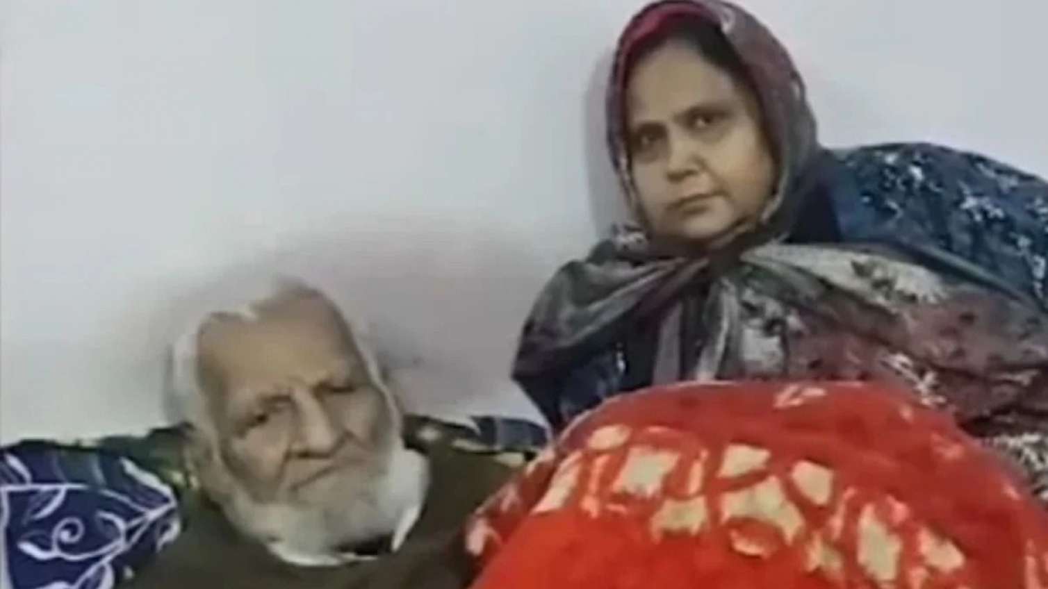 103 yaşlı kişi 49 yaşlı qadınla evləndi -  FOTO