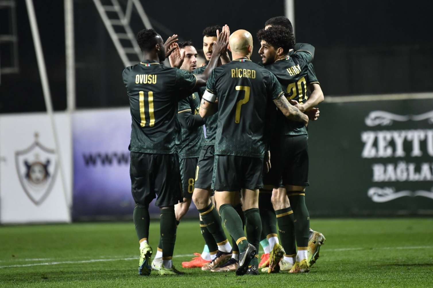 "Qarabağ" heyətinə braziliyalı futbolçu cəlb etdi 