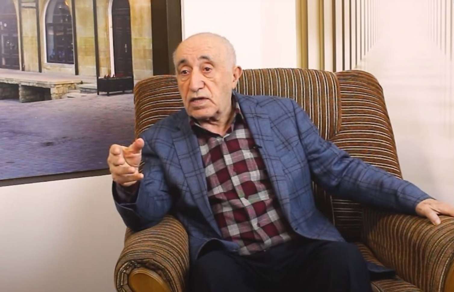 Şahlar Əsgərov: "Lütfi Zadənin kəşf diplomu olmayıb" - VİDEO 
