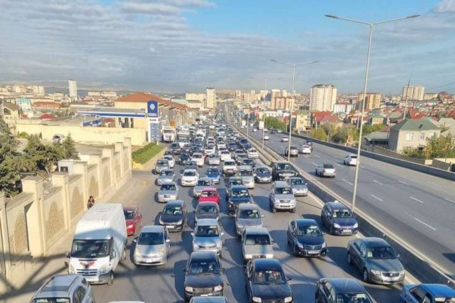 Bakının bu yollarında tıxac var - SİYAHI 