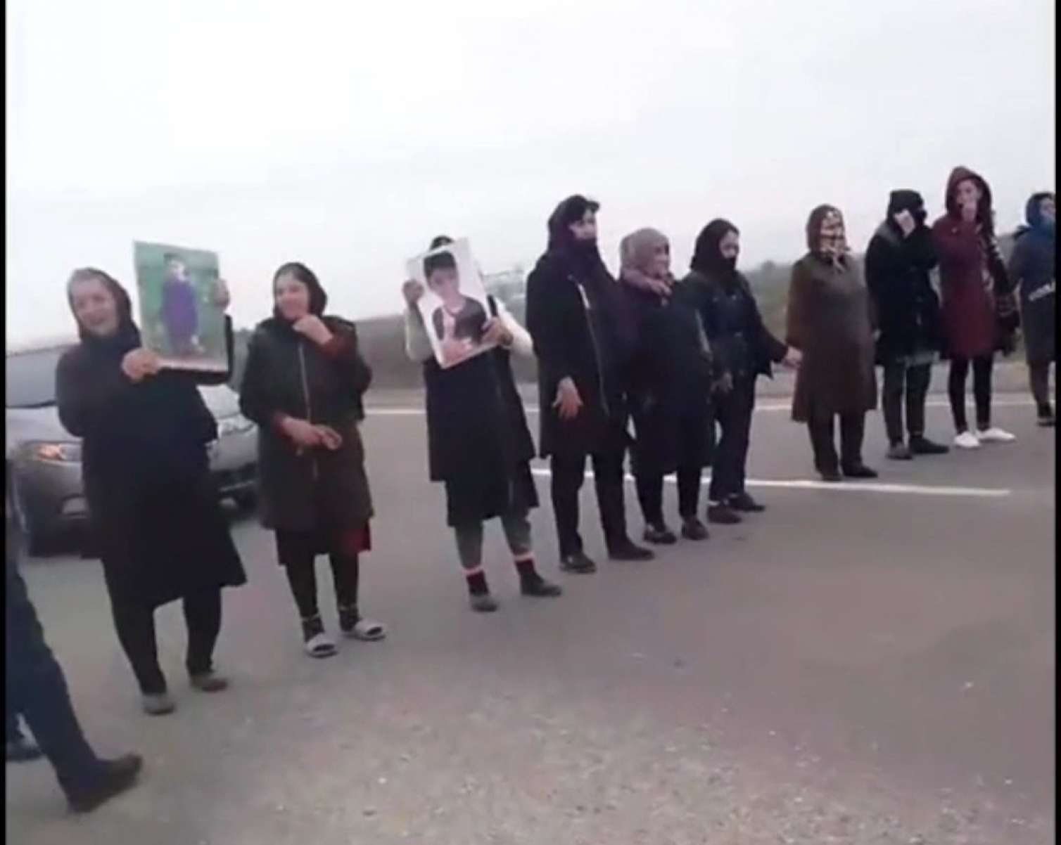 3 aydır tapılmayan Rasimin yaxınları aksiya keçirdi - Yolu bağladılar -  VİDEO