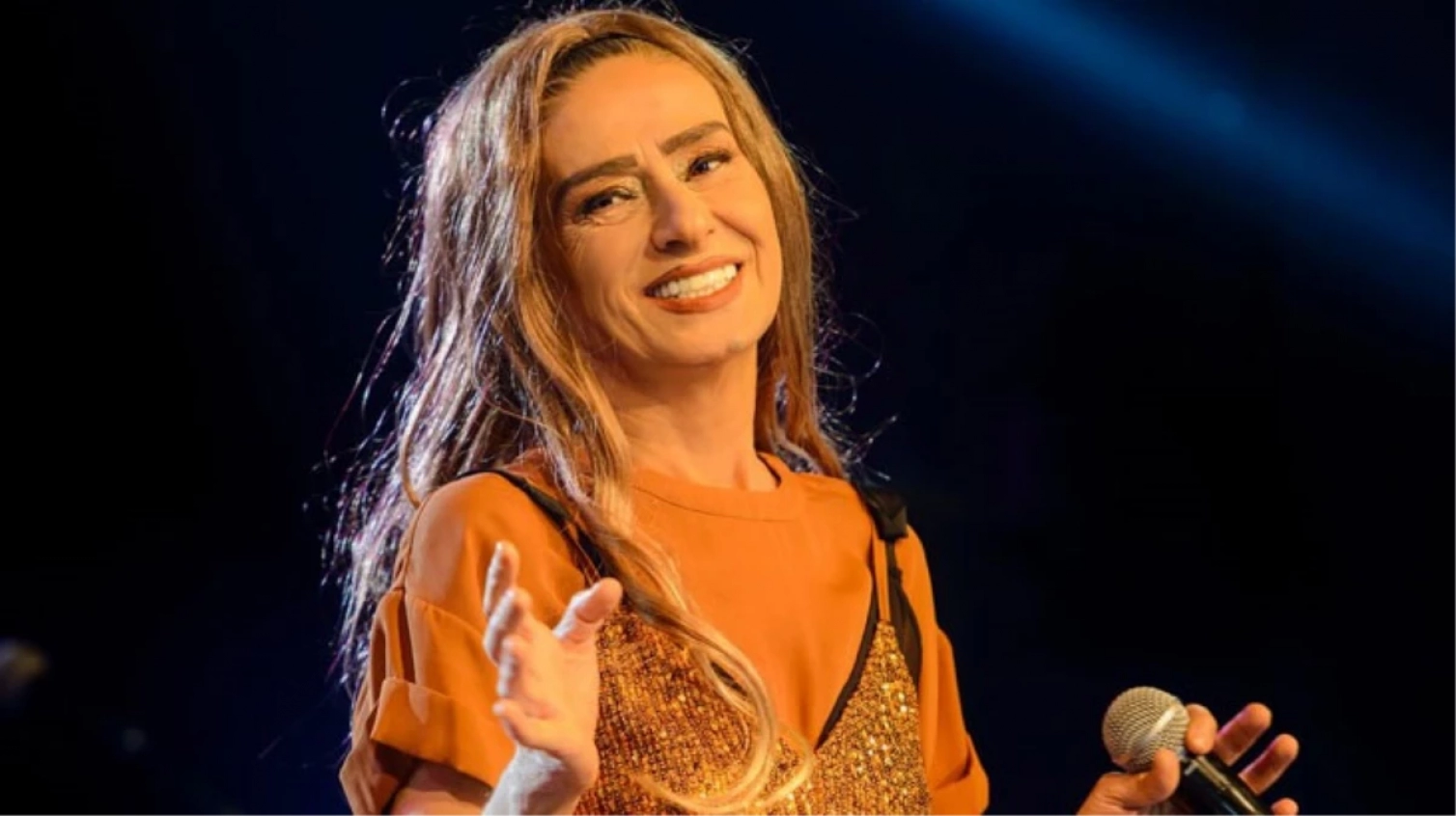 Yıldız Tilbe təqaüdə çıxdı, veriləcək puldan narazı oldu  