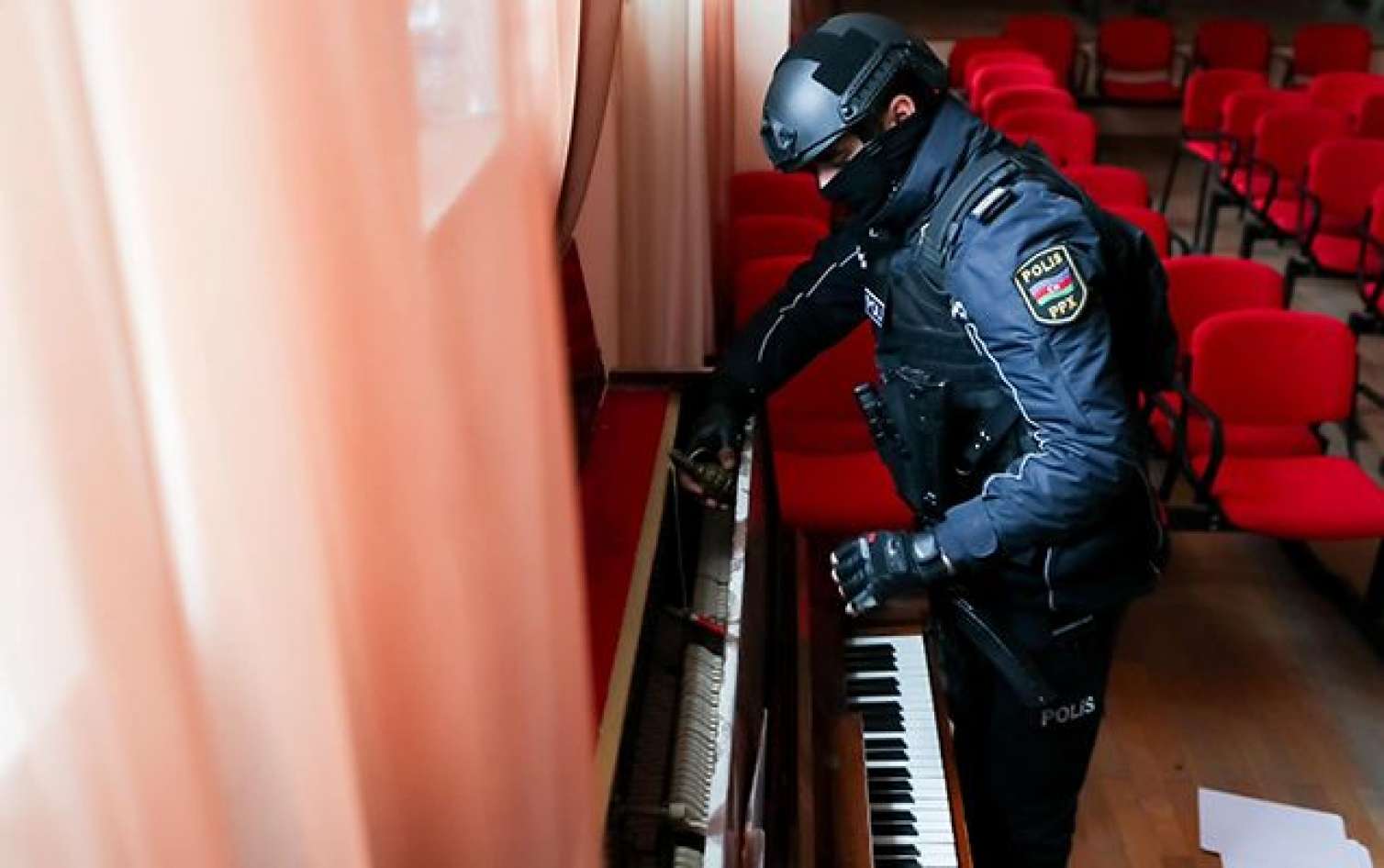 В Ханкенди заложили гранату и в пианино - ФОТО 