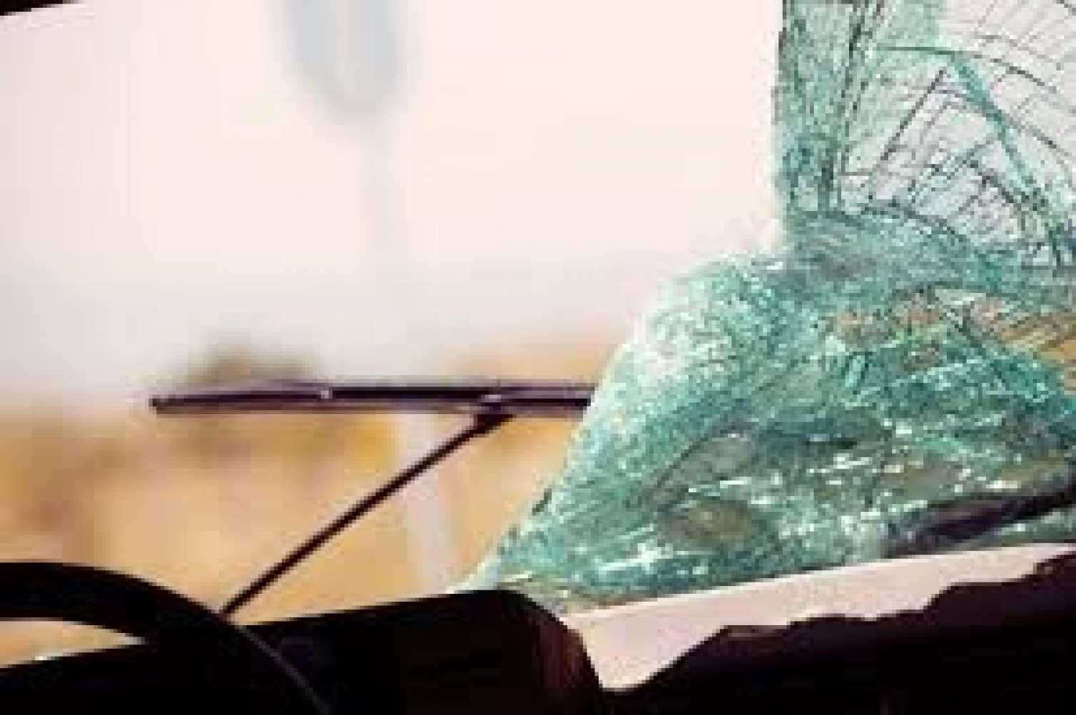 Xocavənddə fəhlələri daşıyan maşın aşdı - 9 yaralı  