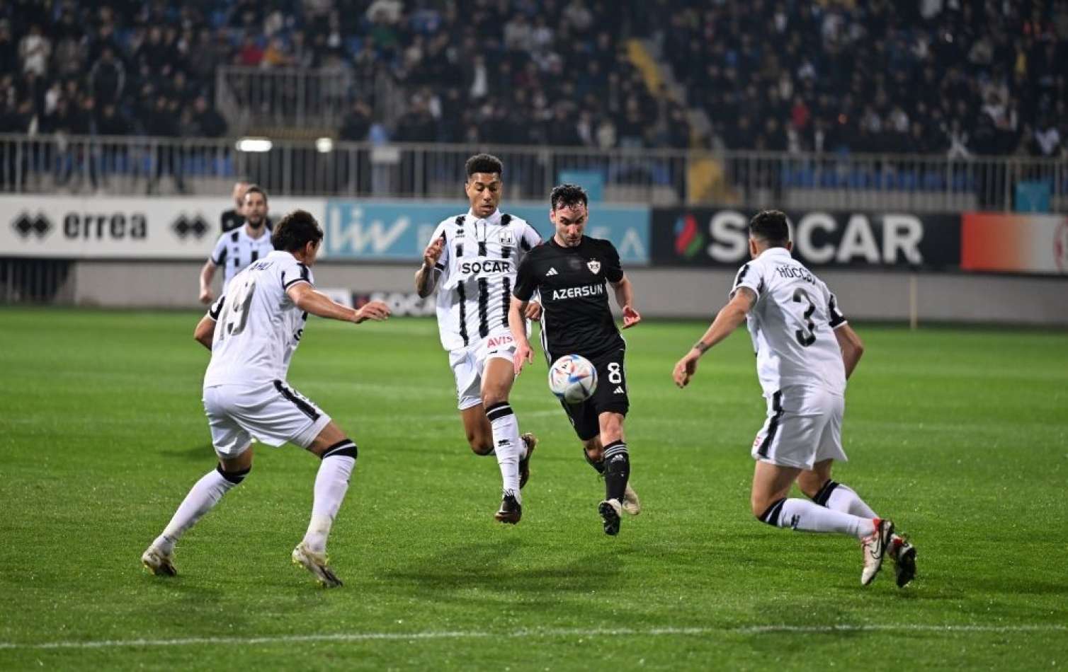 "Qarabağ" böyük hesabla qələbə qazandı -  4:0 