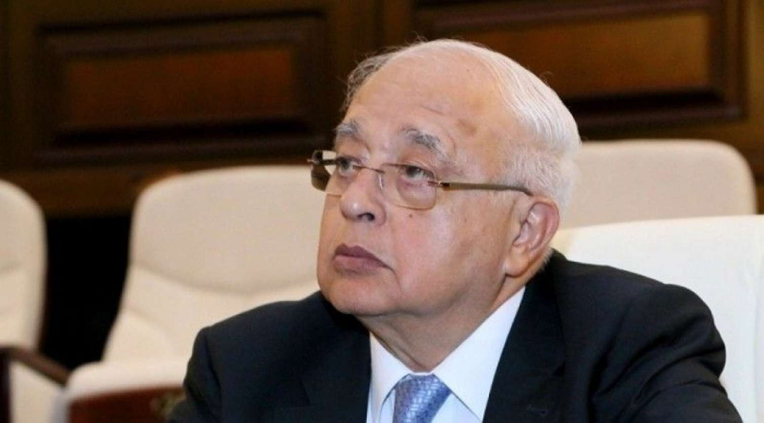 Elçin Əfəndiyev vəfat etdi 