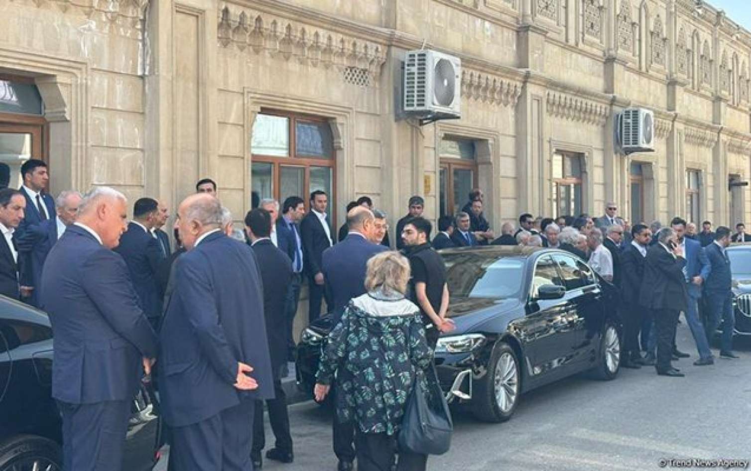 Elmira Süleymanova dəfn olundu -  Yenilənib-FOTO