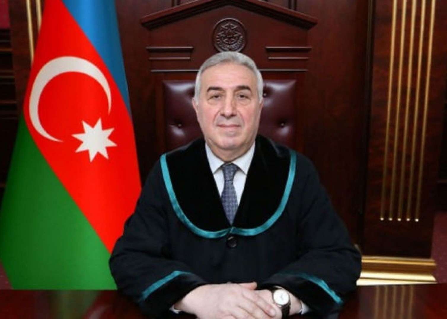 İntihar edən hakimlə bağlı yeni detallar - Dəfnindən FOTOLAR/YENİLƏNDİ 