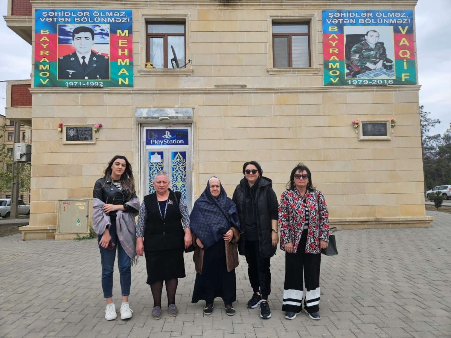 Oğlumu düşmənə satan məlun onun yasına da gəlmişdi - 2 oğlu şəhid olan ana -  FOTO