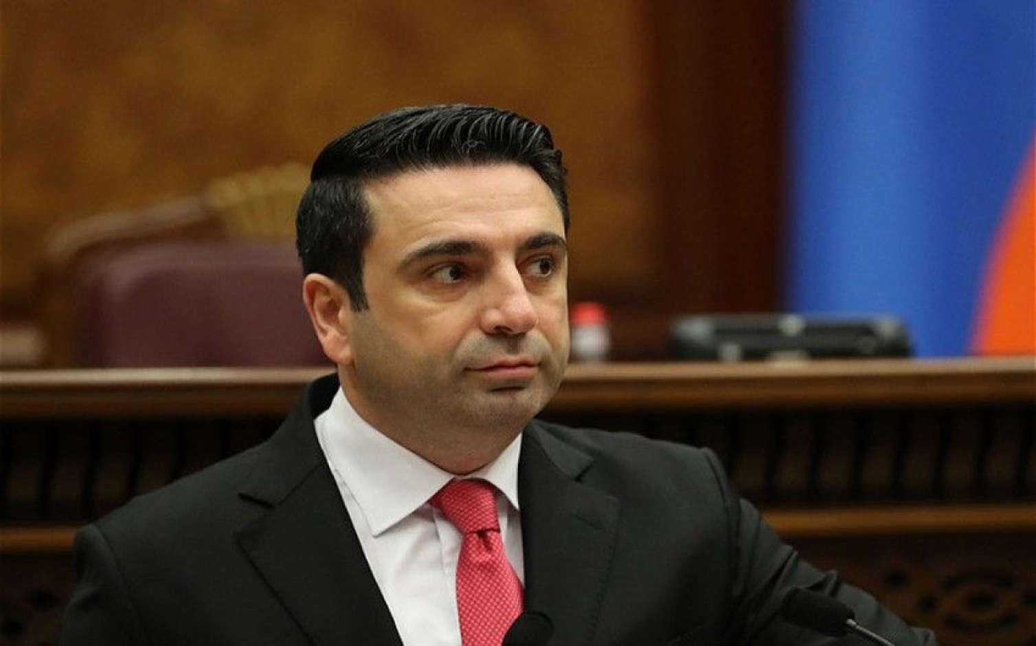 Simonyan Çin rəsmisi ilə İrəvan-Bakı münasibətlərini müzakirə etdi 