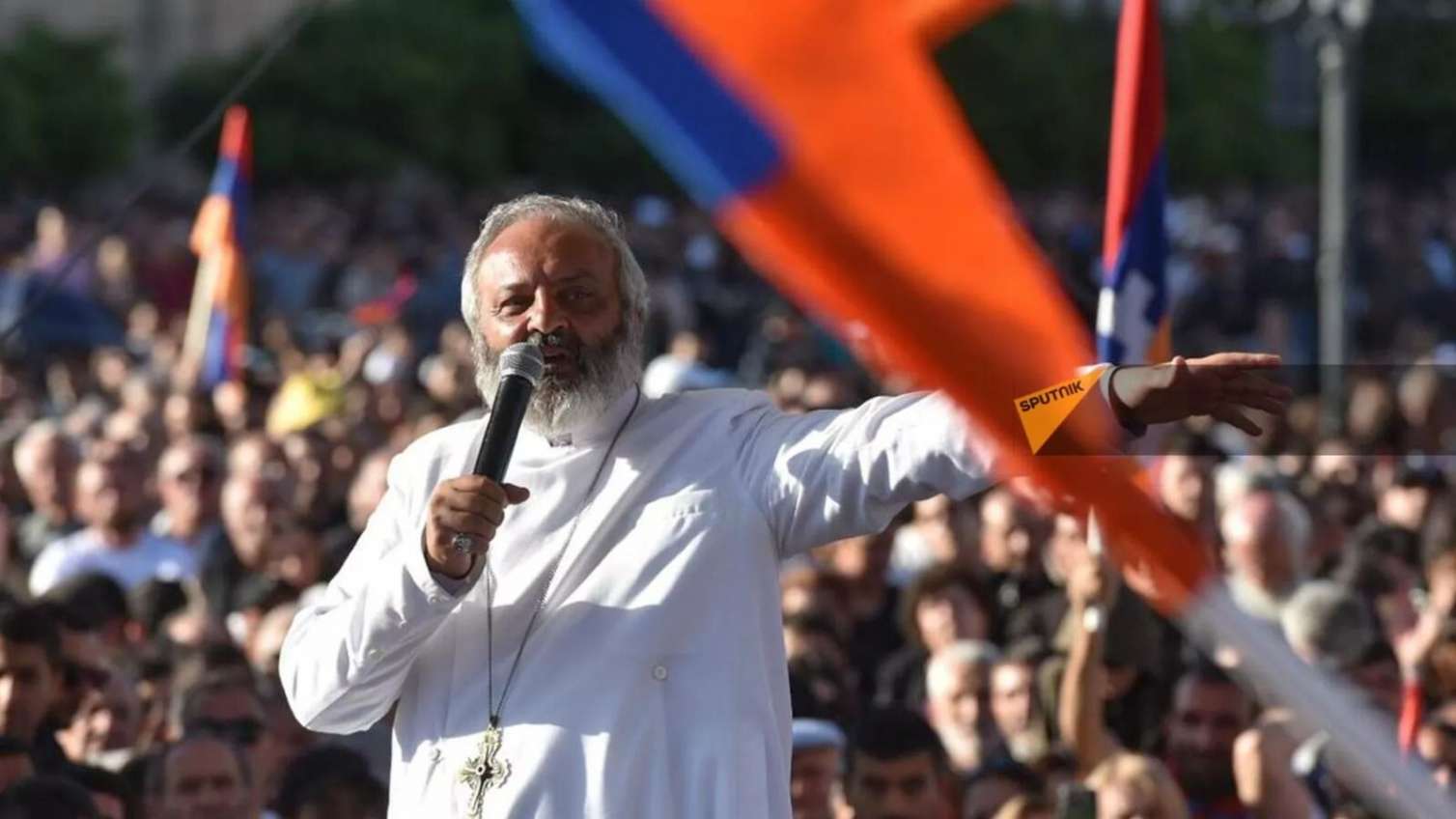 “Köçəryanı həyatımda cəmi bir dəfə görmüşəm” - Qalstanyan  