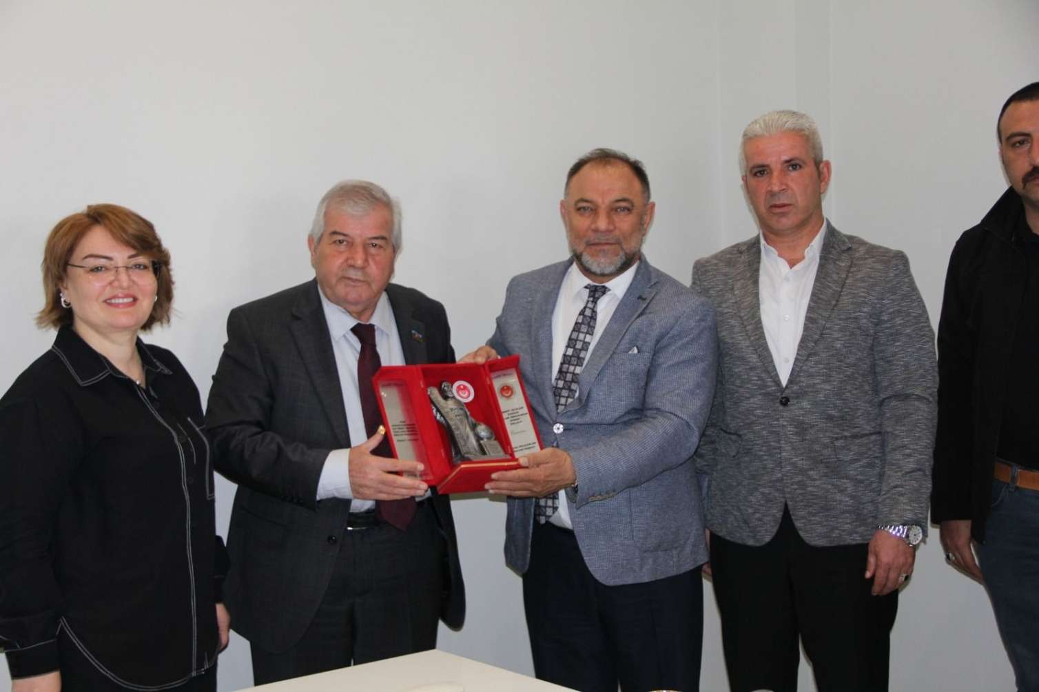 Sabir Rüstəmxanlı Türkiyədən gələn şəhid ailələri ilə görüşdü - FOTO 