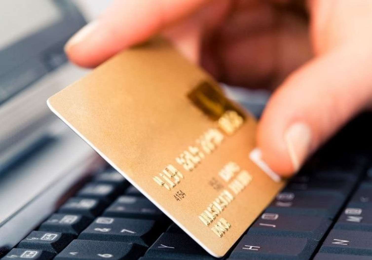 Daha 23 nəfərin bank məlumatları ələ keçirildi  