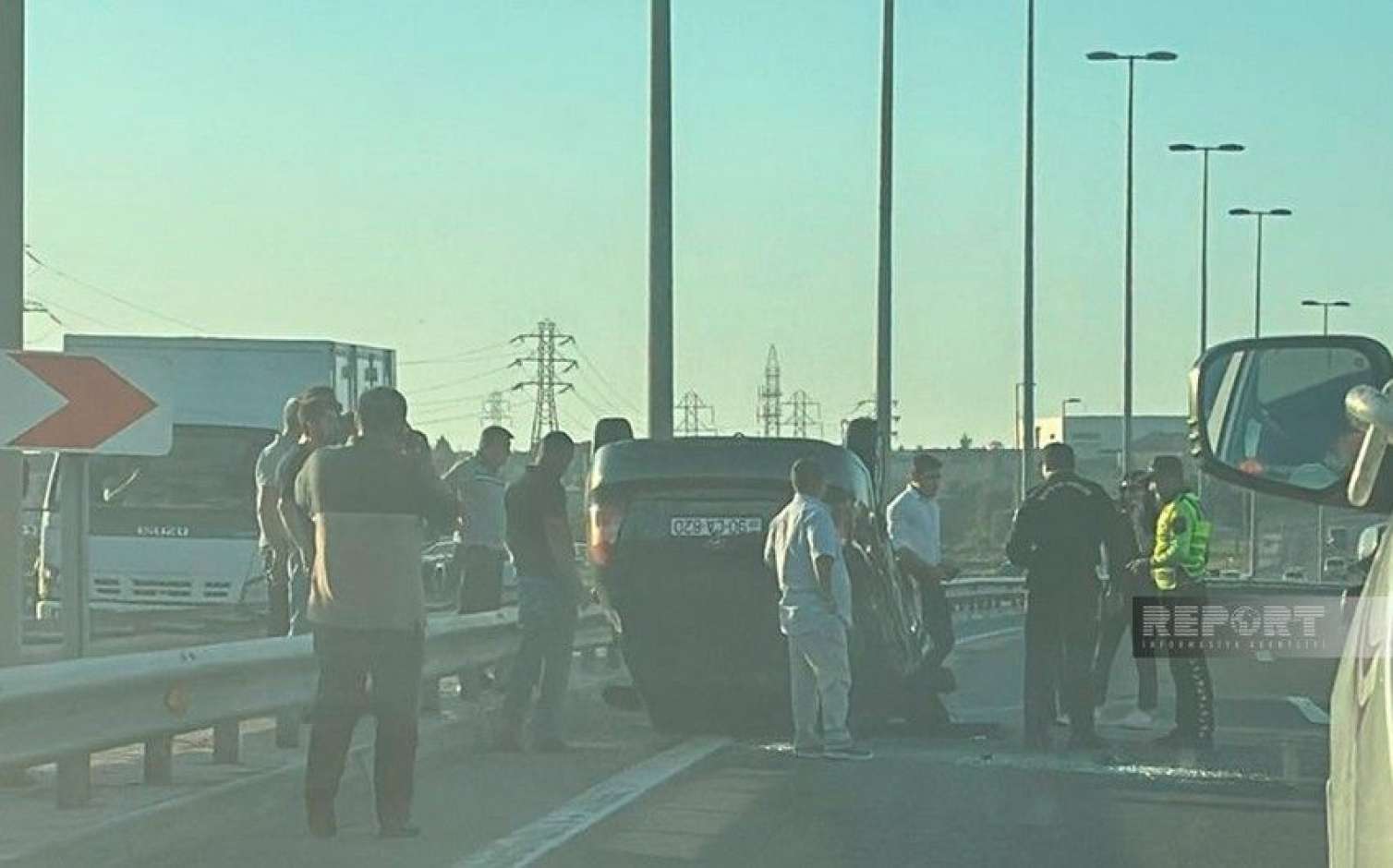 Bakıda avtoqəza baş verdi, sıxlıq yarandı 