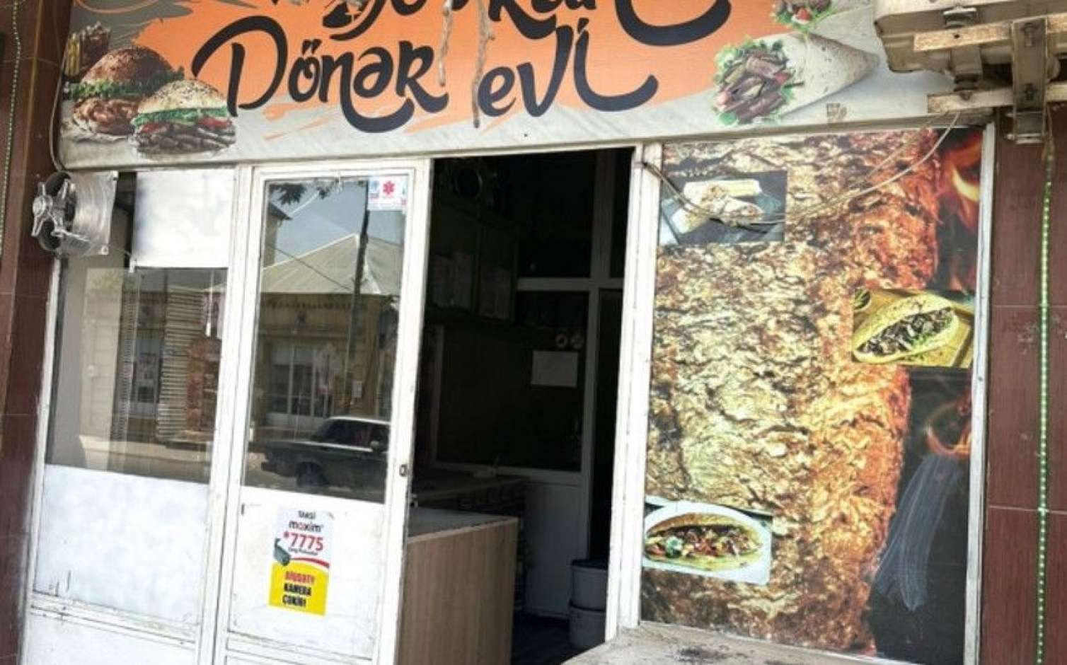 Daha bir dönərxana bağlandı -  FOTO
