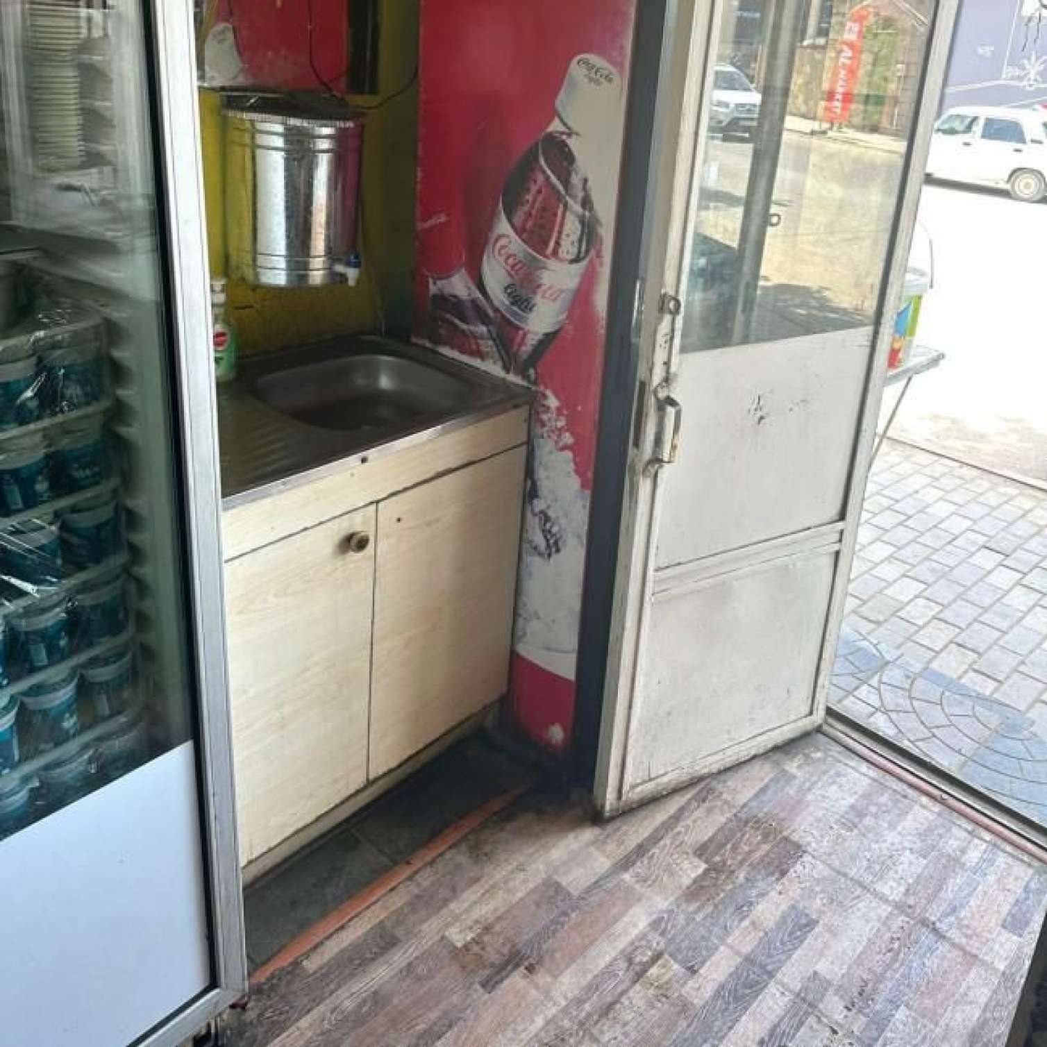 Daha bir dönərxana bağlandı -  FOTO