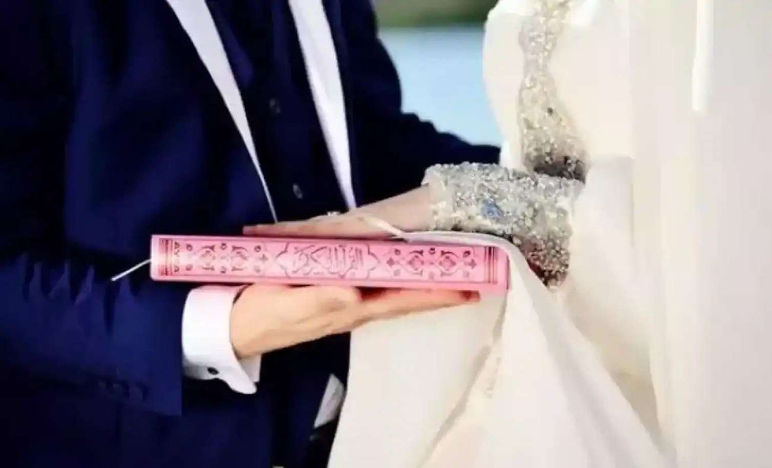 Rəsmi nikah olmadan kəbin kəsilməsin -  Deputat