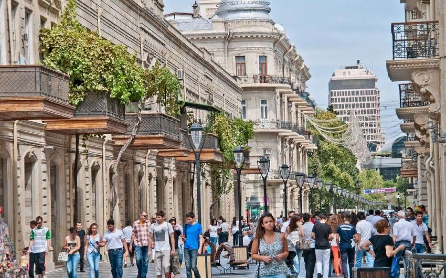 10 ayda Bakıda bu qədər pul xərcləndi 