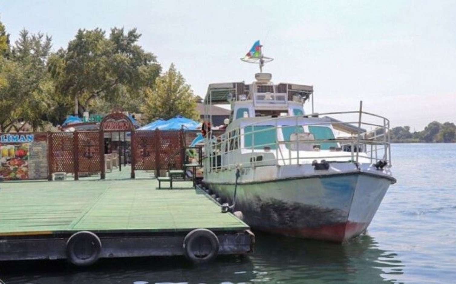 Kür çayında qayıqda yanğın: 10 nəfər xəsarət aldı - YENİLƏNDİ 