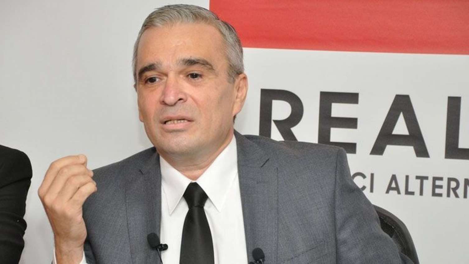 "Seçki ittifaqına gedə bilərik" - İlqar Məmmədov 