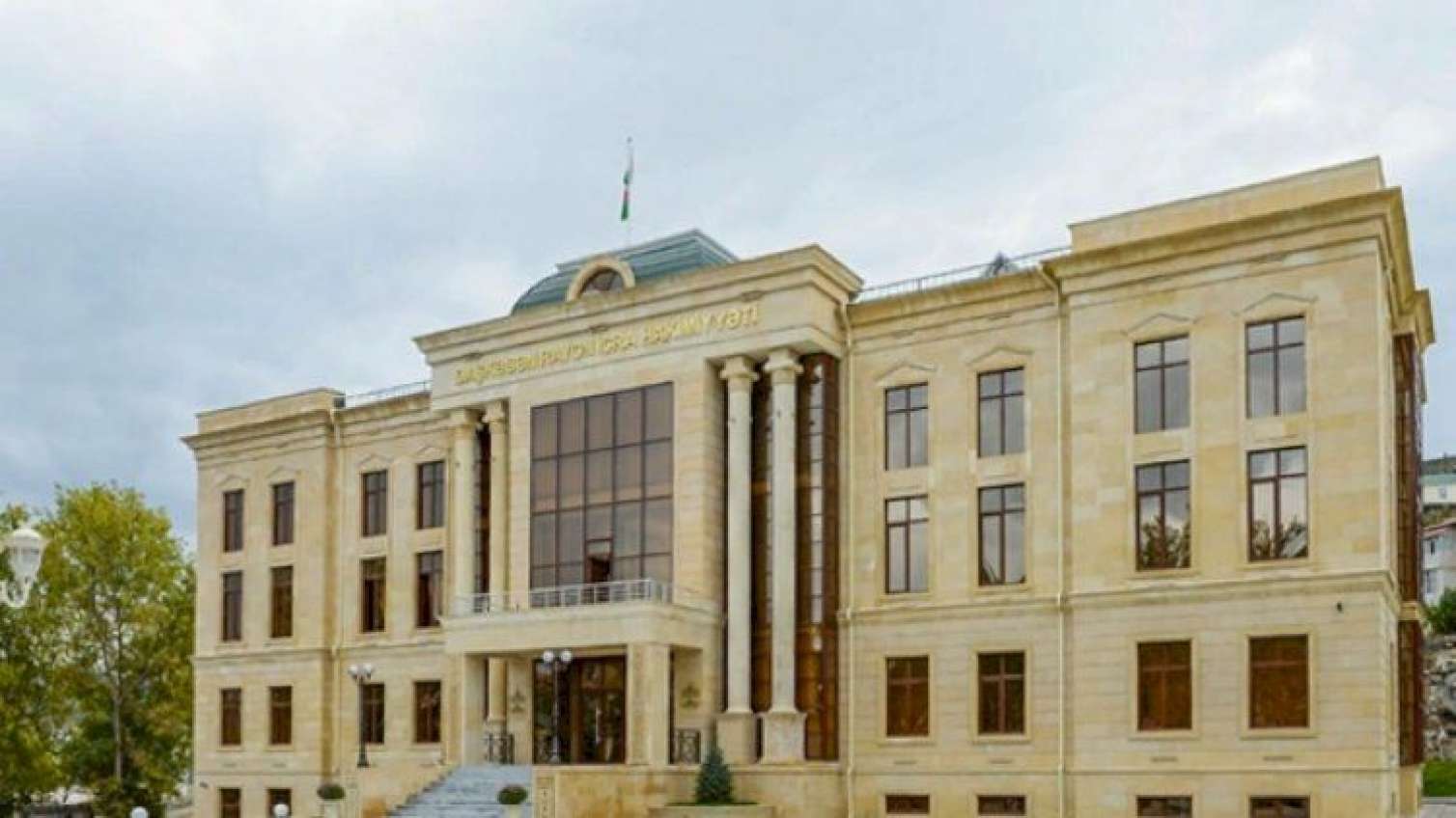 Azərbaycanda icra hakimiyyətində əməliyyat: Saxlanılanlar var 