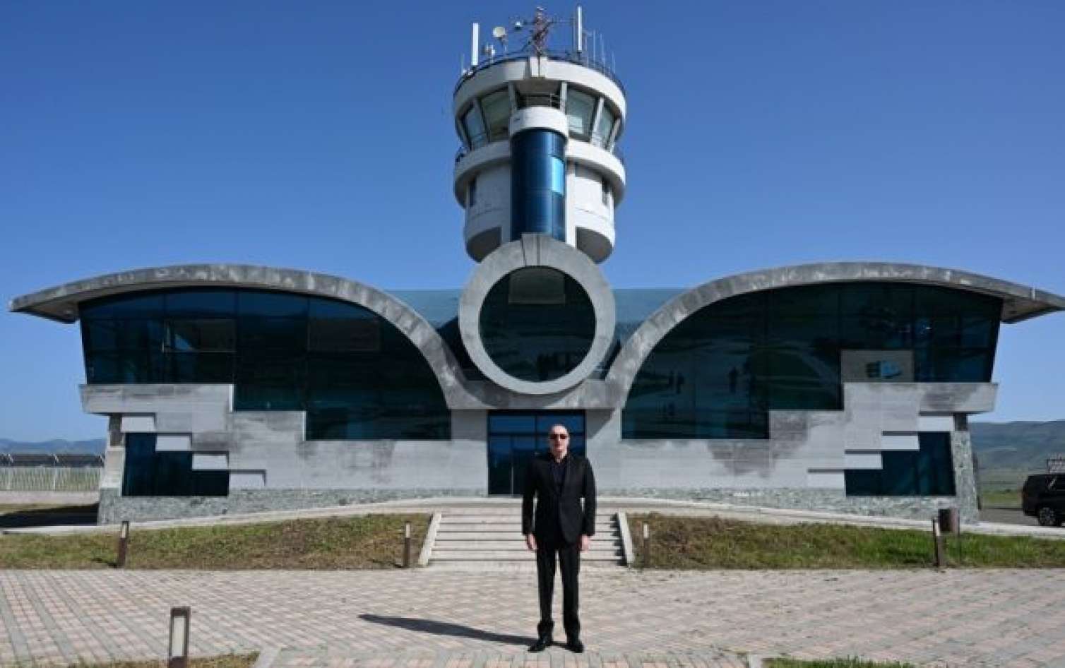 İlham Əliyev Xocalı hava limanında olub -  FOTO