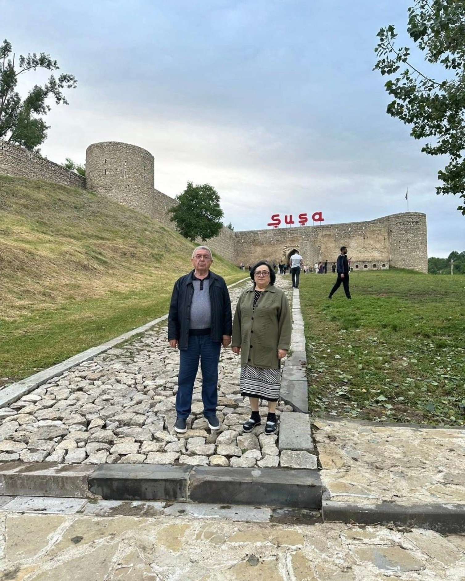 Misir Mərdanov xanımı ilə Qarabağda - FOTOLAR 