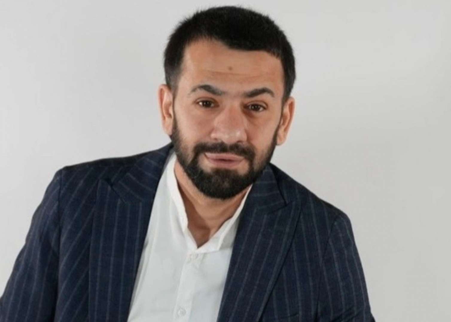 Elnur Valeh vəfat etdi 